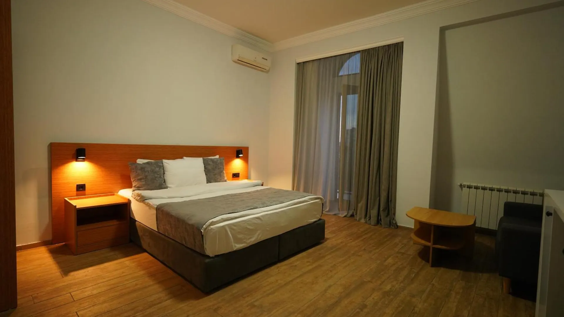 Старый Город Batumi Hotel