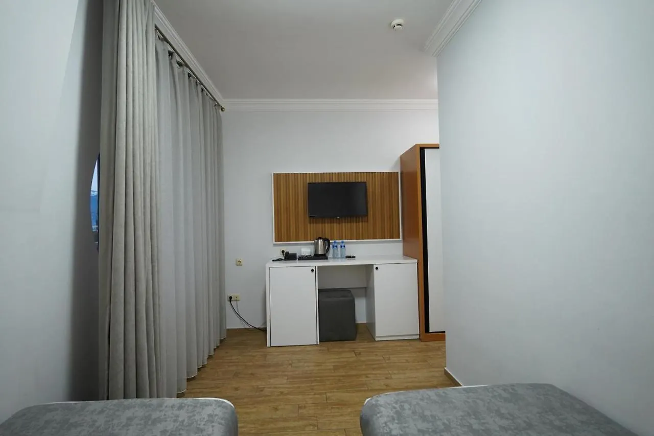 Старый Город Batumi Hotel
