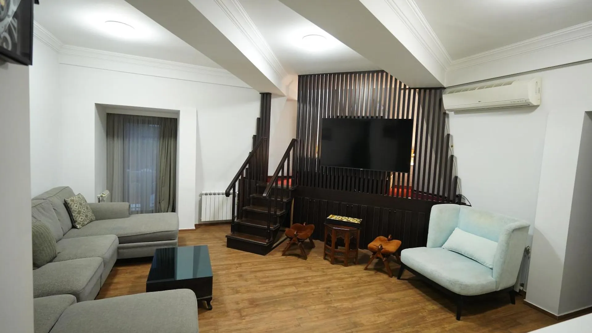 Старый Город Batumi Hotel