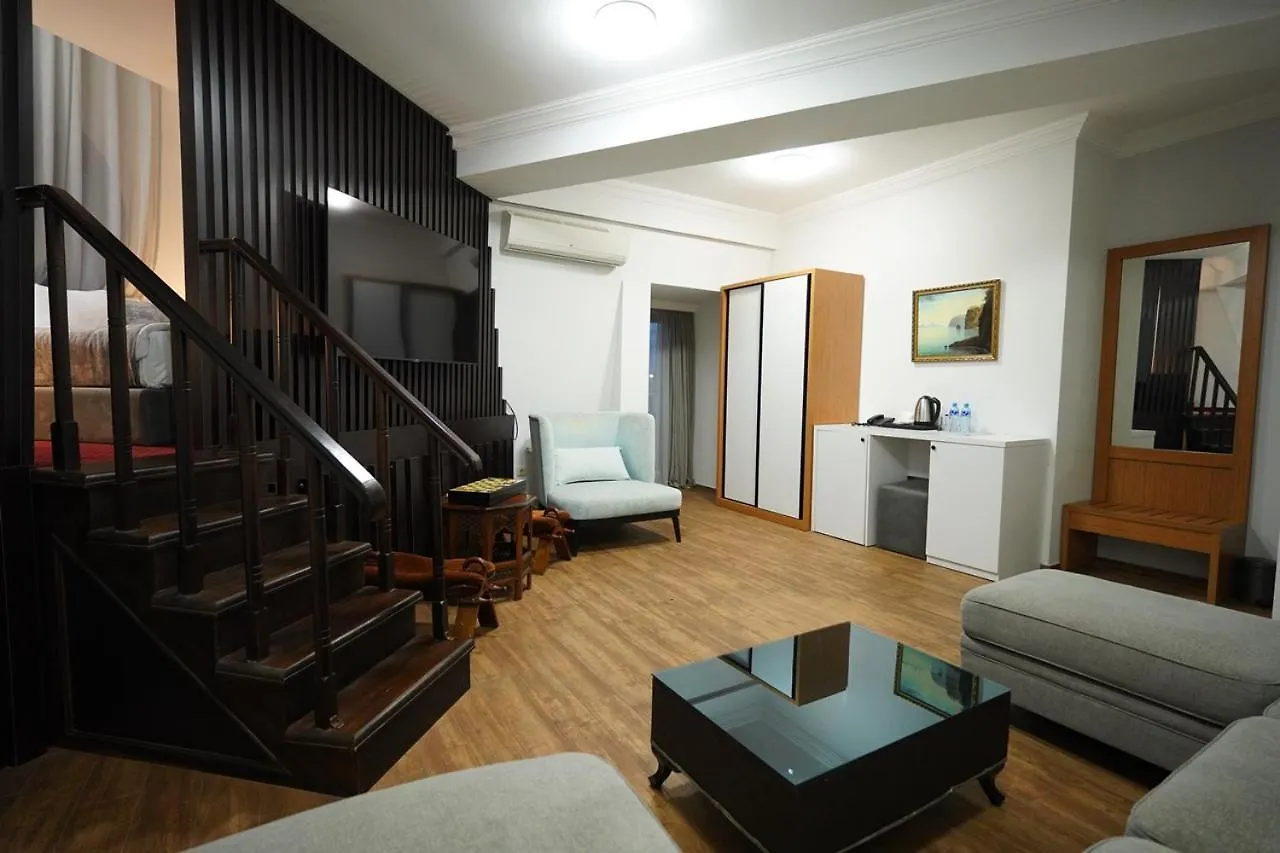 Старый Город Batumi Hotel
