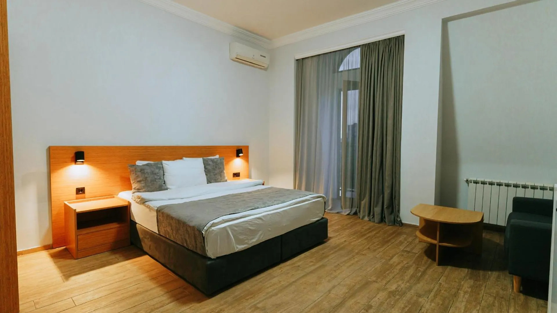 ***  באטומי Hotel Old Town גאורגיה